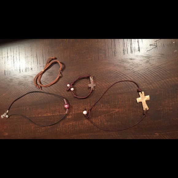 Jewelry bundle - Picture 2 of 5